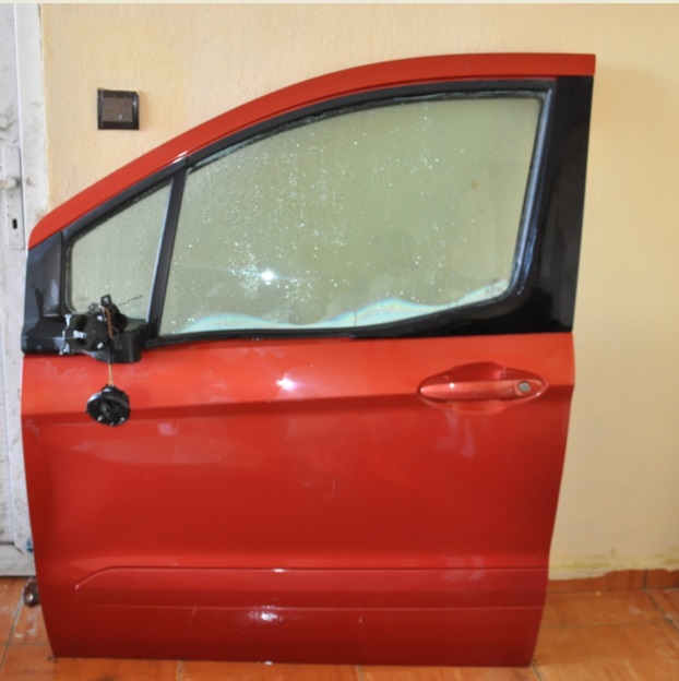 Ford Tourneo Courier orjinal boyasız çıkma dolu kapı